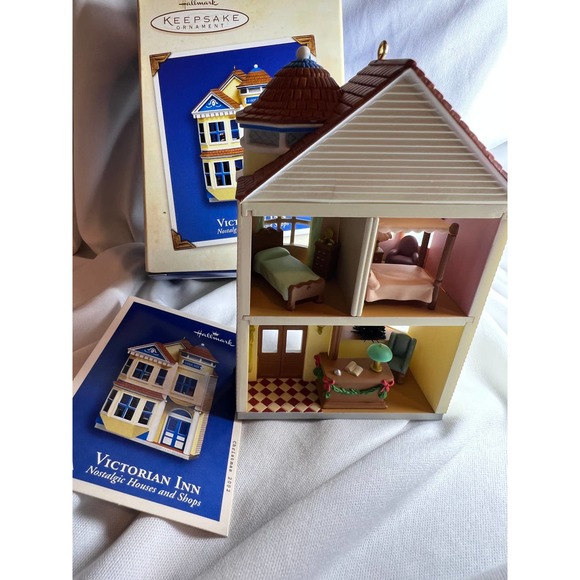 Hallmark Keepsake Ornaments Victorian Inn Nostalgic Houses and Shops 2002 #19 - Picture 3 of 3